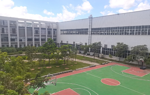 {振揚(yáng)實(shí)業(yè)是拖鞋廠(chǎng)家、拖鞋加工廠(chǎng)、拖鞋代工廠(chǎng)、高端拖鞋定制、人字拖加工廠(chǎng)、定制拖鞋工廠(chǎng)、品牌拖鞋代工廠(chǎng)、涼鞋代工廠(chǎng)、沙灘拖鞋廠(chǎng)家、涼鞋廠(chǎng)家，自1980年以來(lái)，專(zhuān)注研制及生產(chǎn)拖鞋。}