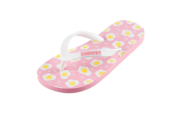 {振揚(yáng)實(shí)業(yè)是拖鞋廠(chǎng)家、拖鞋加工廠(chǎng)、拖鞋代工廠(chǎng)、高端拖鞋定制、人字拖加工廠(chǎng)、定制拖鞋工廠(chǎng)、品牌拖鞋代工廠(chǎng)、涼鞋代工廠(chǎng)、沙灘拖鞋廠(chǎng)家、涼鞋廠(chǎng)家，提供經(jīng)典款高功能拖鞋，美型拖鞋，耐磨防滑拖鞋。}